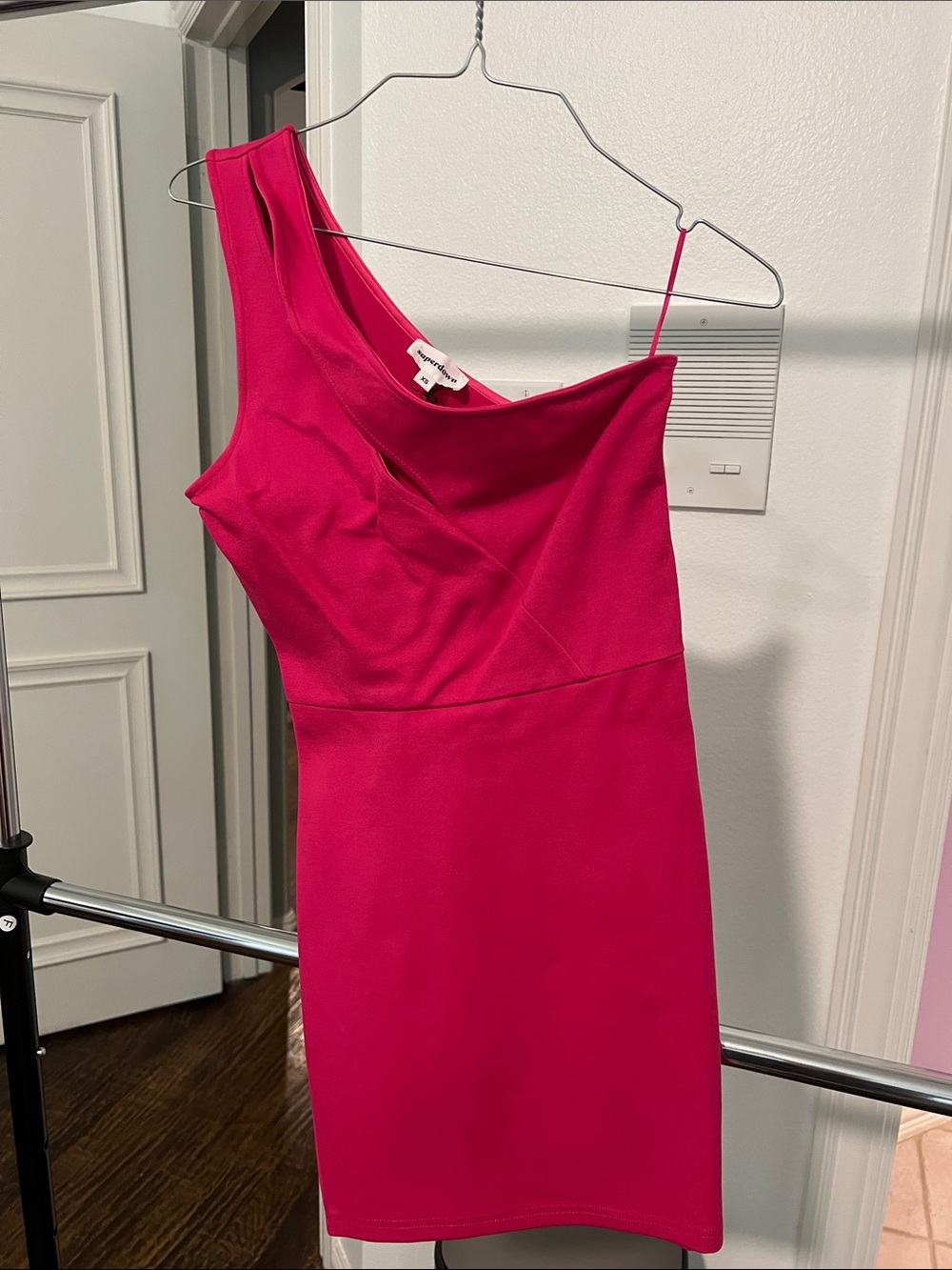 Superdown size XS One-Shoulder Hot Pink Cocktail Dress great for sorority Rush